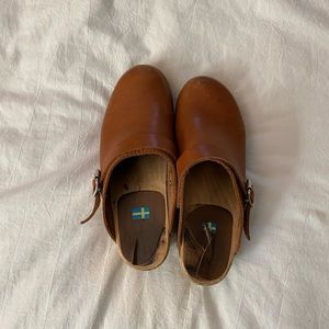 Classic brown mule lotta from Stockholm clogs